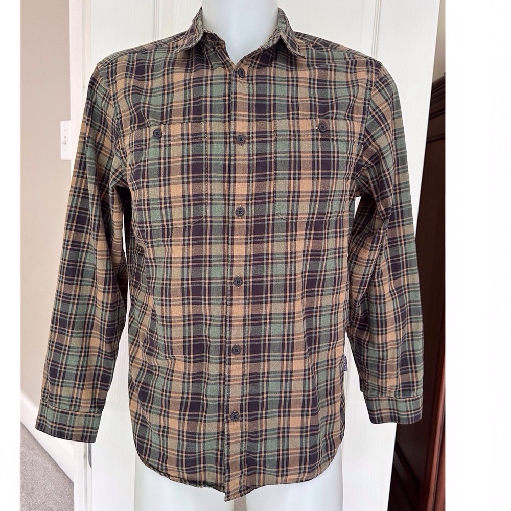 Patagonia Organic Cotton Long Sleeve Shirt - Picture 2 of 11